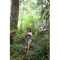 abbyopel-24-09-2020-954963702-The Quinault Rainforest was luscious  It was so dense I got a little comfortable right off- -OnlyLeaks2 on TG!-qIf8OeKx.jpg